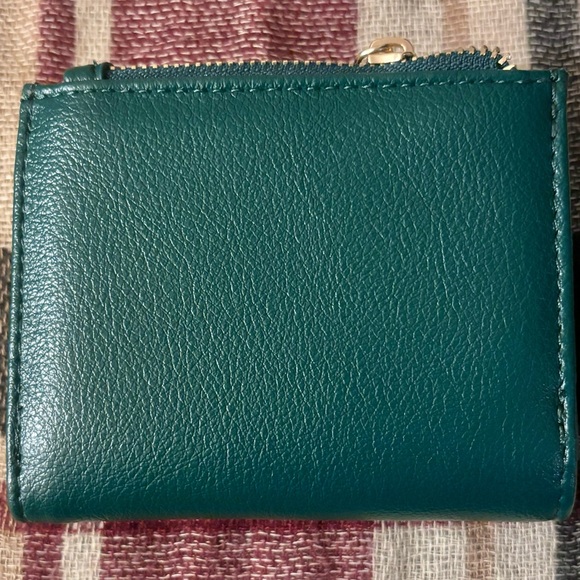 Forest green On 34th Gella bifold women’s wallet. - Picture 5 of 8